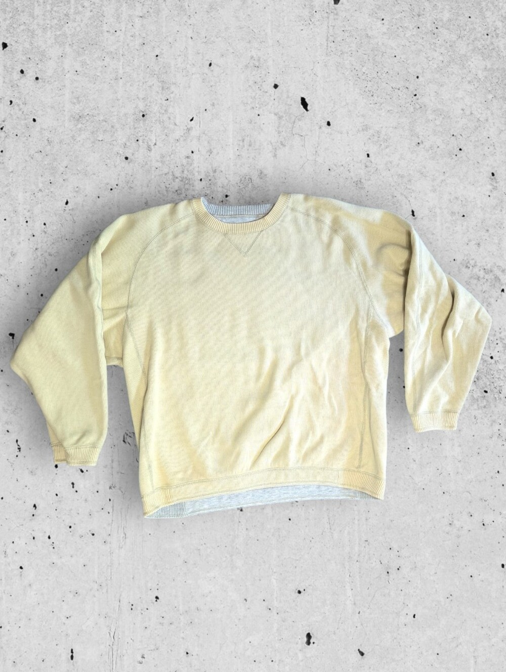 Vintage Tommy Bahama Faded Yellow Crewneck Sweatshirt - Size XL